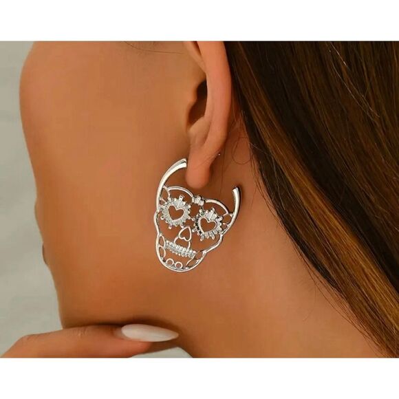 NWT Unique Silver Stainless Steel Hollow Cutout Sugar Skull Earrings - Picture 1 of 5